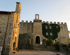 Khách sạn Castello di Cisterna (Gualdo Cattaneo, Ý)