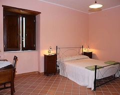 Bed & Breakfast La Casa Del Priore (Patti, Ý)