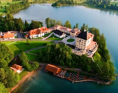 Khách sạn Schloss Fuschl, a Luxury Collection Resort & Spa, Fuschlsee-Salzburg (Hof bei Salzburg, Áo)