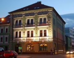 Hotel Leliwa (Lesna, Poland)