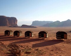 Khách sạn Wadi Rum Beduin Camp (Aqaba City, Jordan)