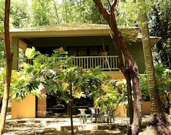 Khách sạn Puerto Barillas Marina & Lodge (Jucuarán, El Salvador)