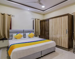 Hotel Treebo Trip Ovolo Suites (Hyderabad, India)