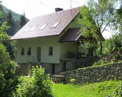 Tüm Ev/Apart Daire Country House By Hotenjka With Three Rooms, For Up To Eight People (Cerkno, Slovenya)
