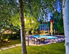 Khách sạn Hotel Edia (Sandanski, Bun-ga-ri)