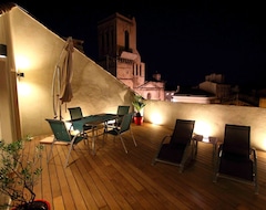 Tüm Ev/Apart Daire Charming Apartment With Stunning Terrace In Nimes' Medieval Centre (Nîmes, Fransa)