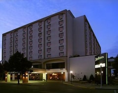 Khách sạn Radisson Hotel Bismarck (Bismarck, Hoa Kỳ)