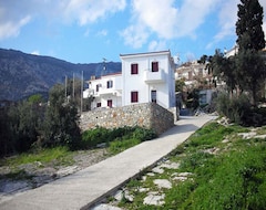Pensión Drakano Rooms (Agios Kyrikos, Grecia)