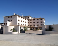 Hotel Hacienda Castellar (Villarrubia de Santiago, Spain)