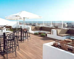 Otel Daos Suites Terrace Marbella (Marbella, İspanya)