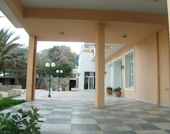 Apart Otel Samaina Maisonettes (Karlovassi, Yunanistan)