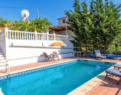 Toàn bộ căn nhà/căn hộ Beautiful Home In Malaga With Outdoor Swimming Pool, Wifi And 2 Bedrooms (Iznate, Tây Ban Nha)