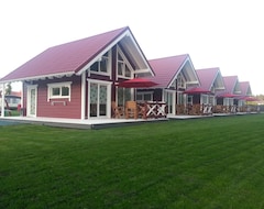 Resort Sventojoje nameliai Zibu 99 (Palanga, Litauen)