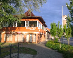 Koko talo/asunto SilverPark Vendégház (Berettyóújfalu, Unkari)