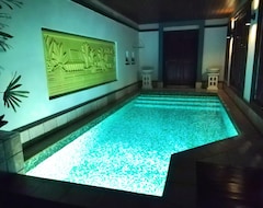 Cijela kuća/apartman Stunning Private Pool Villa Above Seawater (Port Dickson, Malezija)