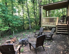 Entire House / Apartment Brand New Cabin Just Minutes From Black River With Wifi And Satellite Tv. (Annapolis, USA)
