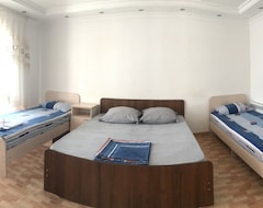Kiparis Mini-hotel (Soçi, Rusya)