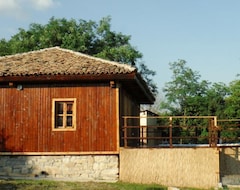 Koko talo/asunto Eden Retreat (Popovo, Bulgaria)