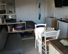 Cijela kuća/apartman Appartement Pour 2 Ou 3 Personnes (Montmorot, Francuska)
