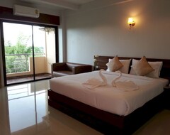 Hotel Perfect Place (Surat Thani, Thailand)