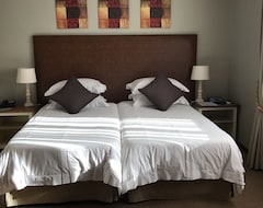 Hotel Olaf's Guest House (Sea Point, South Africa)