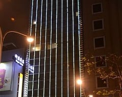Hotelli Hotel Royal Group Central Park Branch (Kaohsiung City, Taiwan)