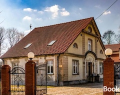 Casa rural Dworek Cieszkow (Krotoszyn, Ba Lan)