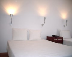 Hotel Residencial Camoes (Lisbon, Portugal)