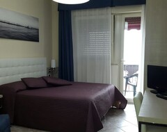 Hotel Bella Riviera (Viareggio, Italien)