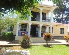 Hotel Rena Akasha Establishments (Kamwenge, Uganda)