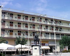 Hotel Cronos (Arta, Greece)