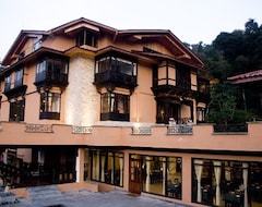 Khách sạn The Chumbi Mountain Retreat & Spa (Pelling, Ấn Độ)