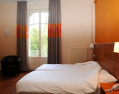 Hotel Le Métropole (Luxeuil-les-Bains, France)