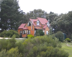 Hotelli Bells Estate Great Ocean Road Cottages (Torquay, Australia)