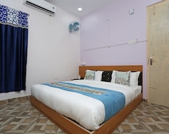 Khách sạn OYO 9342 R D Green Resort (Patna, Ấn Độ)