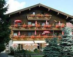 Hotelli Bernhard am Walchsee (Walchsee, Itävalta)