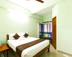 Hotel OYO 8053 Banu Residency (Vellore, Indija)