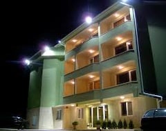 Khách sạn Paralax Hotel (Varna, Bun-ga-ri)