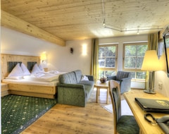 Hotel Häuserl im Wald (Mariapfarr, Austria)