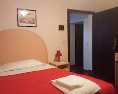 Hotel Country House Cavaliere (Castiglione del Lago, Italija)