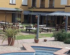 Hotel San Carlos (San Antonio de Areco, Argentina)