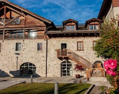Hotel Casa Moresc Albergo Garni (Spiazzo, Italy)