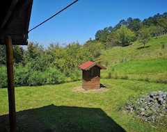 Koko talo/asunto Katarina (Teslić, Bosnia ja Herzegovina)