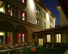 Unahotels Vittoria Firenze (Floransa, İtalya)