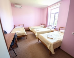Khách sạn Mini-Hotel Solnechnaya (Volzhsky, Nga)
