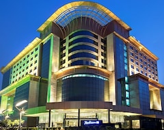 Hotel Radisson Blu Kaushambi Delhi NCR (Ghaziabad, India)