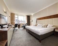 Khách sạn Eurostars Uhotel (Ljubljana, Slovenia)