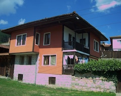 Toàn bộ căn nhà/căn hộ Velina (Koprivshtitsa, Bun-ga-ri)