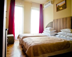 Hotelli Fenyves Szálloda És Konferencia-Központ (Baktalórántháza, Unkari)