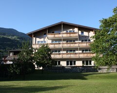 Hotel Chesa Platina (Schruns, Austria)